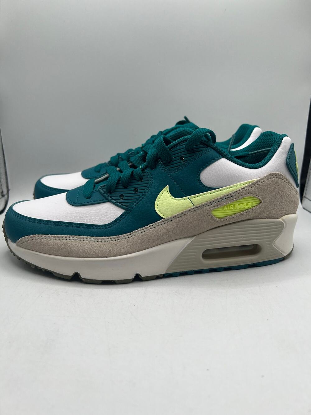 Nike Air Max 90 Leather GS ‘Bright Spruce Barley Volt’ size 6y